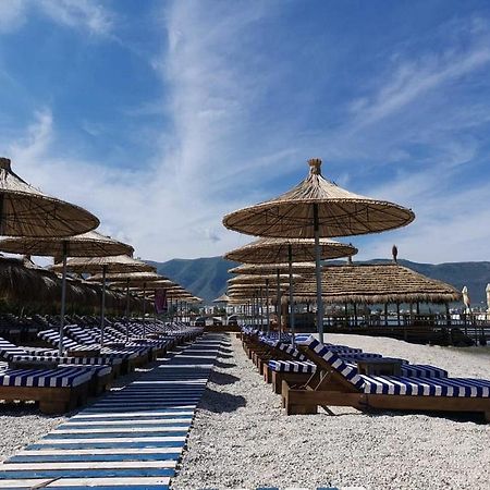 Pastarella Beachfront Resort Orikum Buitenkant foto