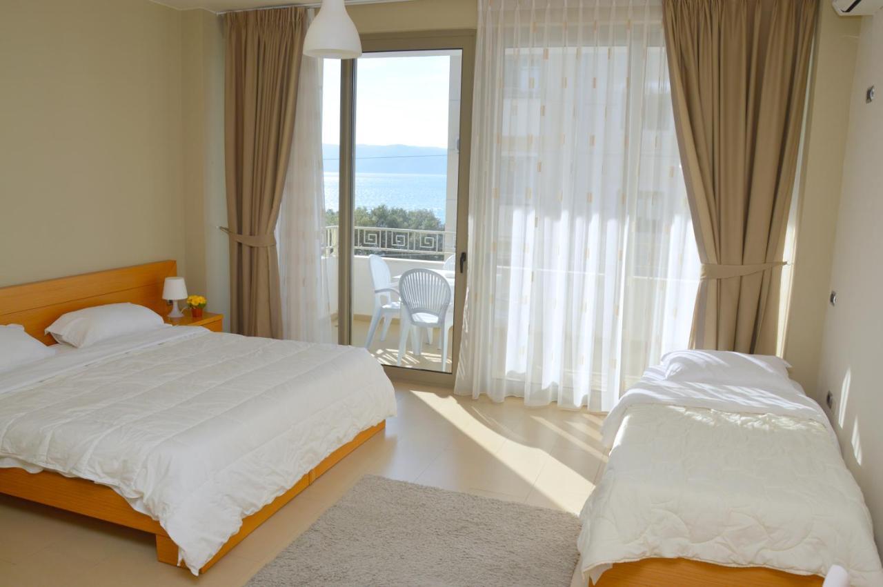 Pastarella Beachfront Resort Orikum Buitenkant foto