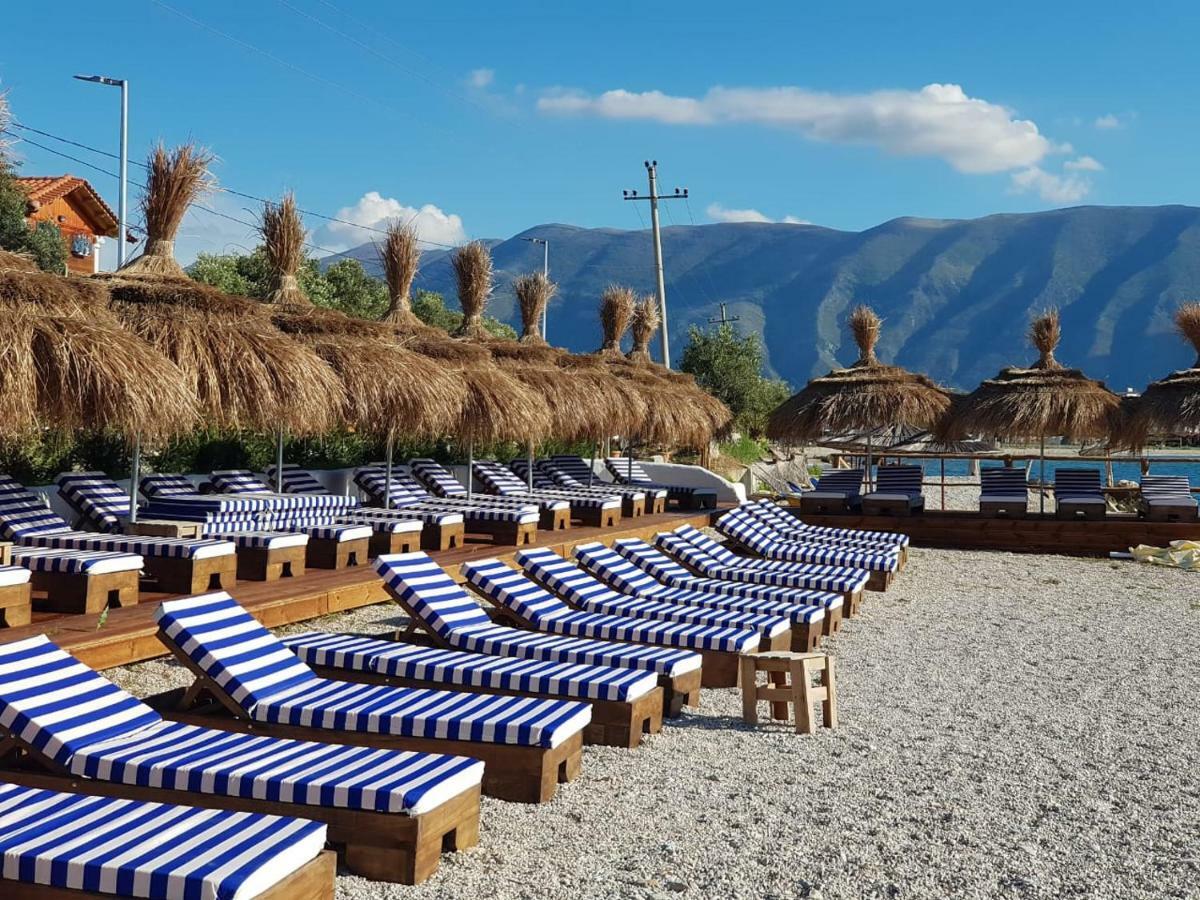Pastarella Beachfront Resort Orikum Buitenkant foto